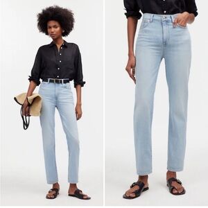 Madewell Women's Light Blue Straight Leg Jeans